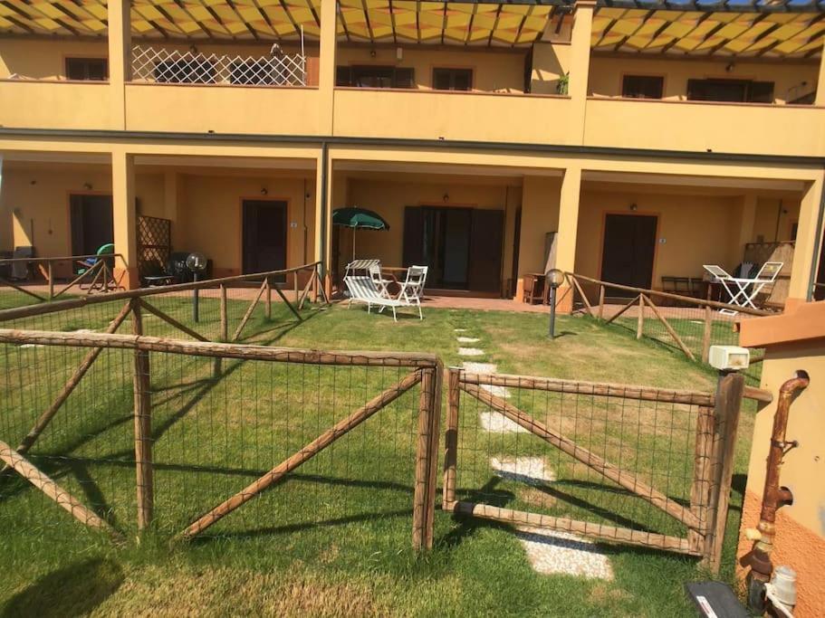 Deste - In Campagna 4 Posti Letto Con Giardino La Sdriscia Luaran gambar